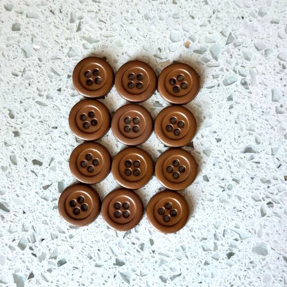 NWOT Vintage Y2K Brown 4-Hole Flat Buttons Set of 12 for Tops 1/2" Classic Style - Picture 1 of 5